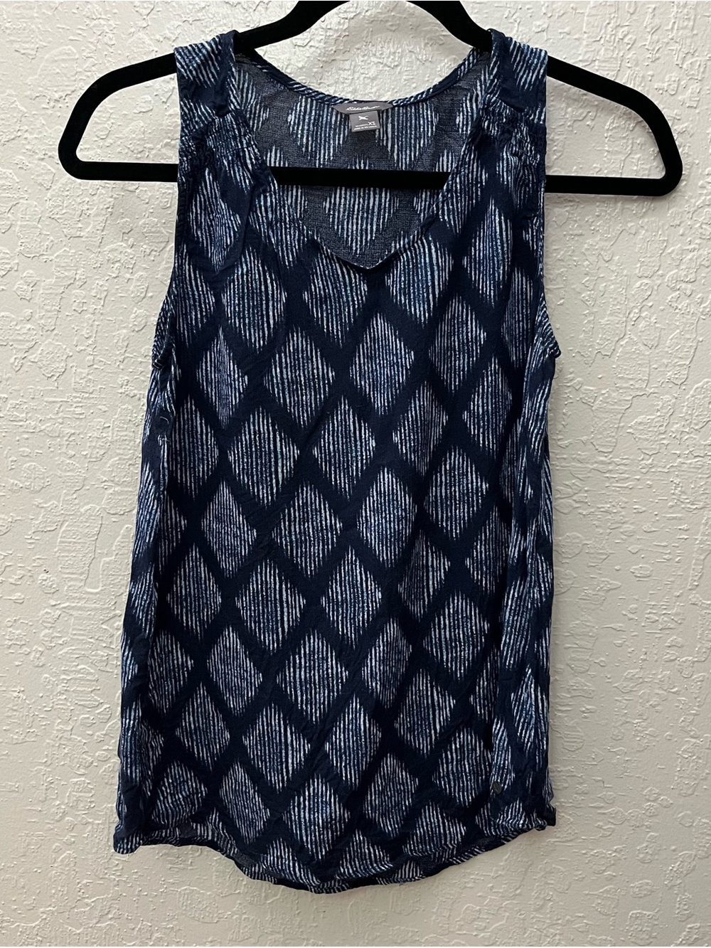 Eddie Bauer Navy Patterned Sleeveless Tissue Tank Top XS